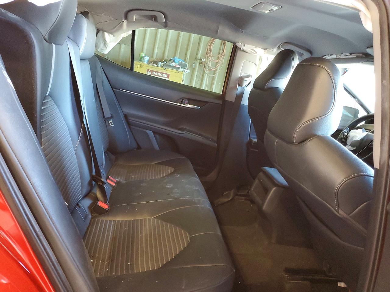 2019 TOYOTA CAMRY L photo 19