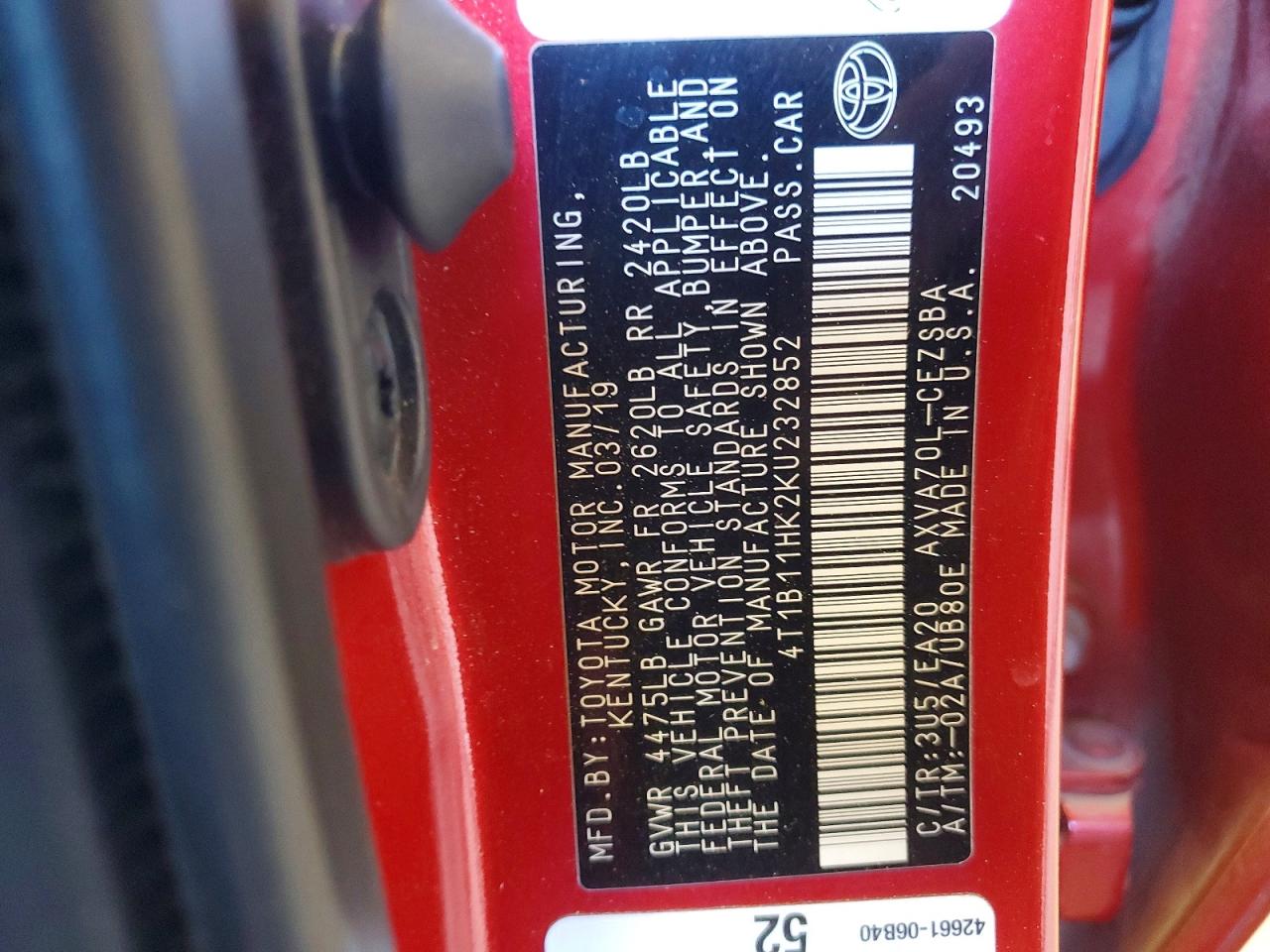2019 TOYOTA CAMRY L photo 25