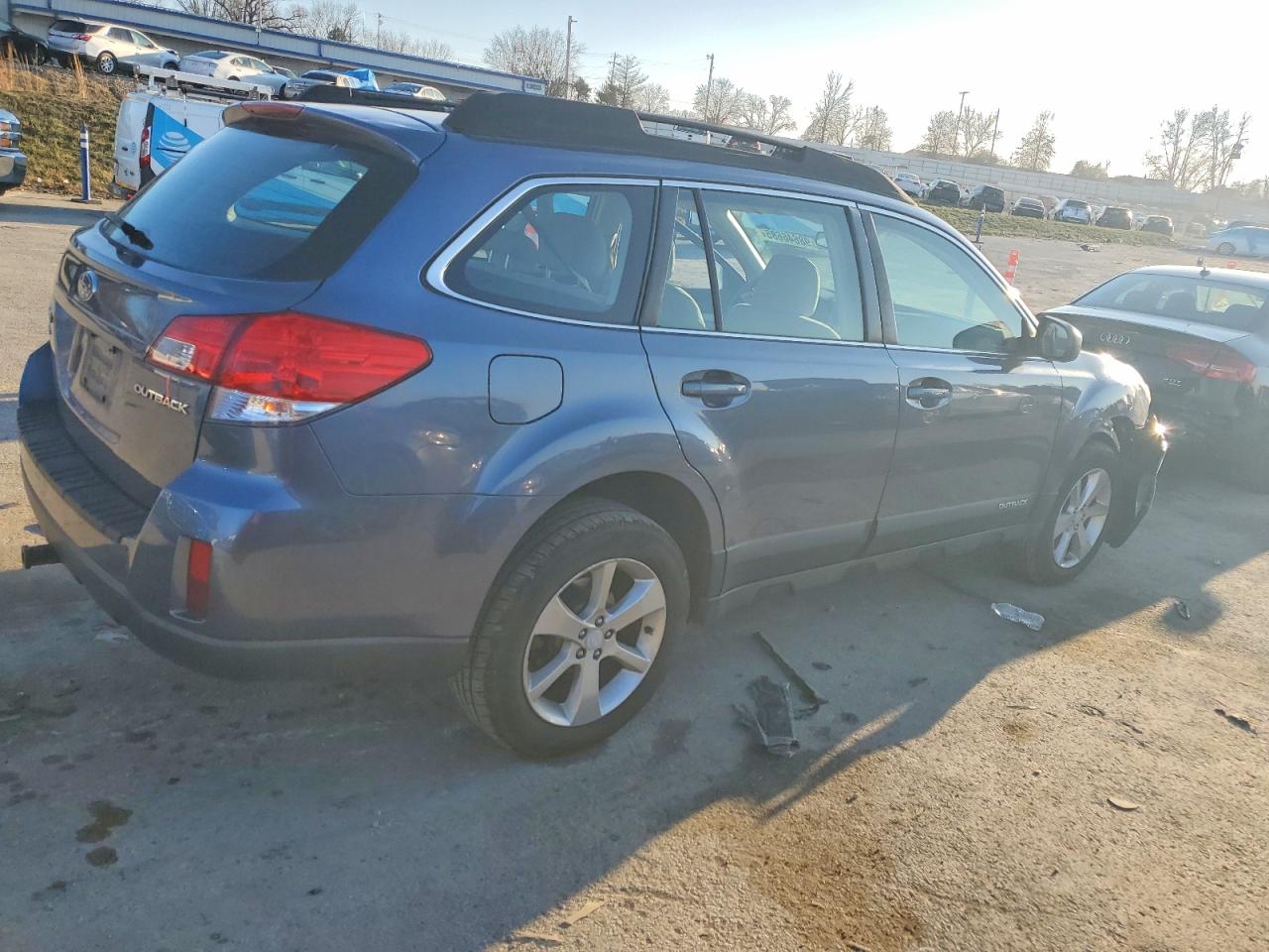 2014 SUBARU OUTBACK 2.5I photo 3