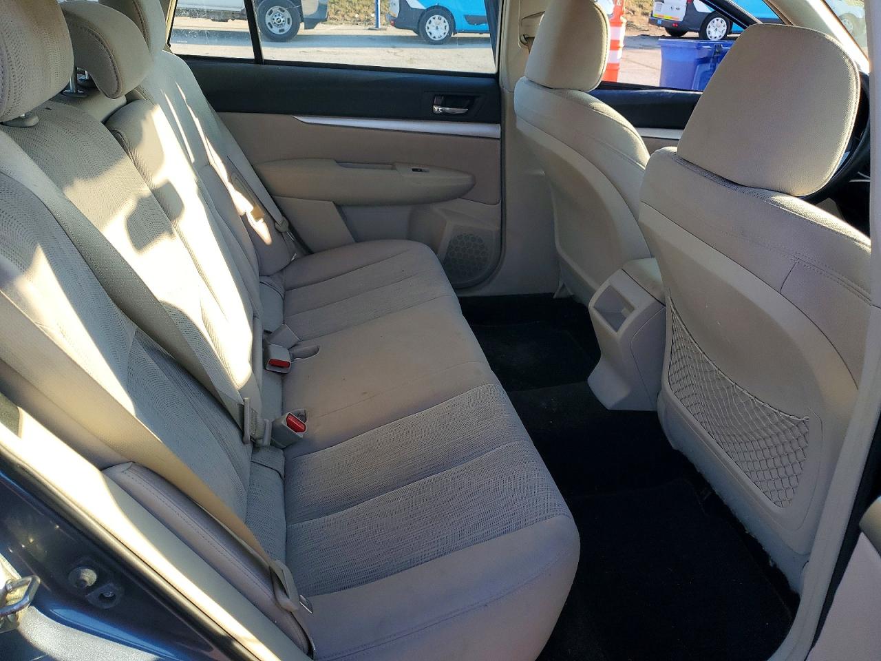 2014 SUBARU OUTBACK 2.5I photo 11