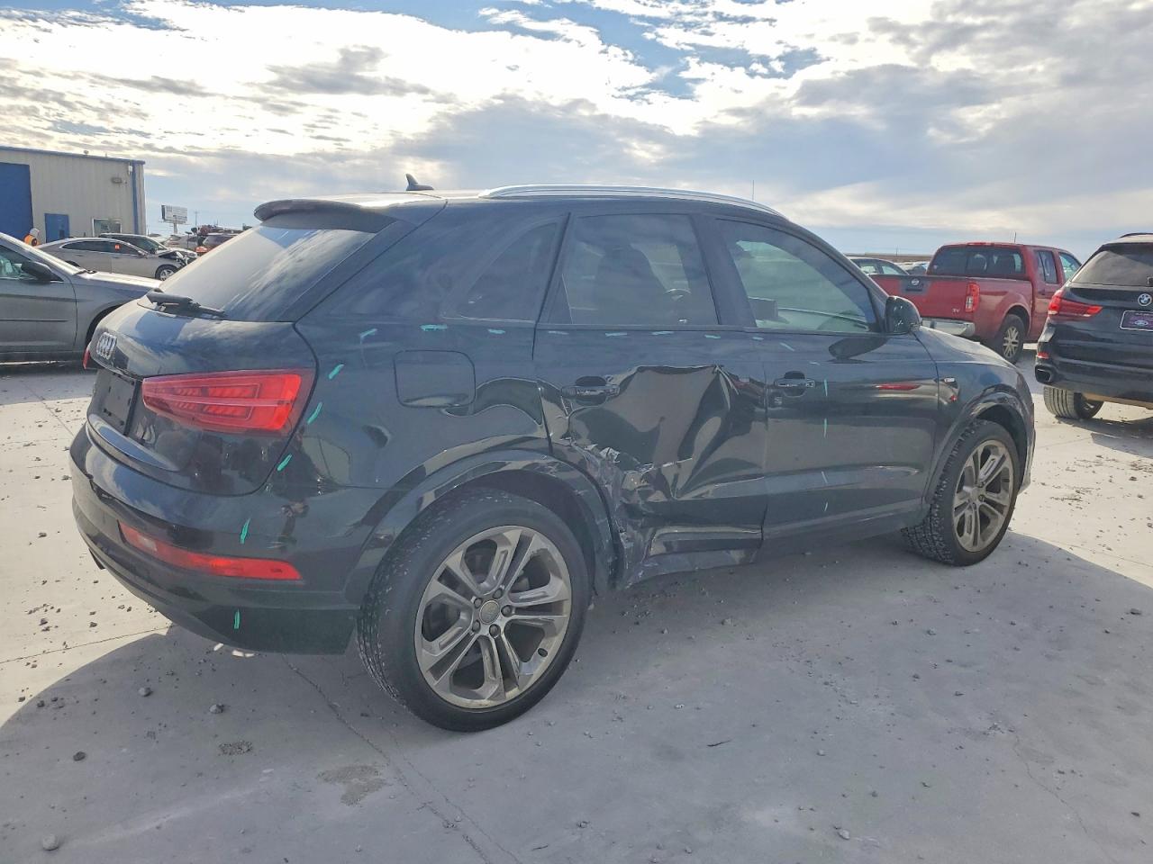2018 AUDI Q3 PREMIUM photo 3