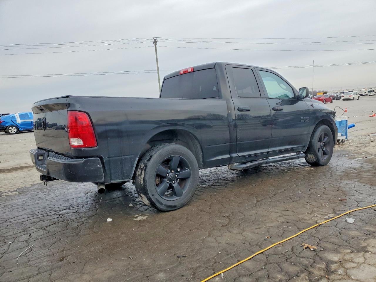 2016 RAM 1500 ST photo 3