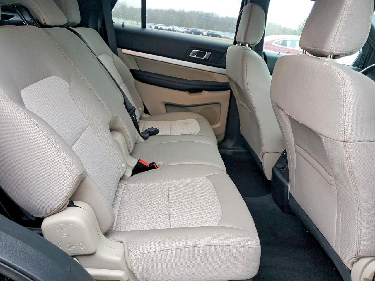 2018 FORD EXPLORER photo 11