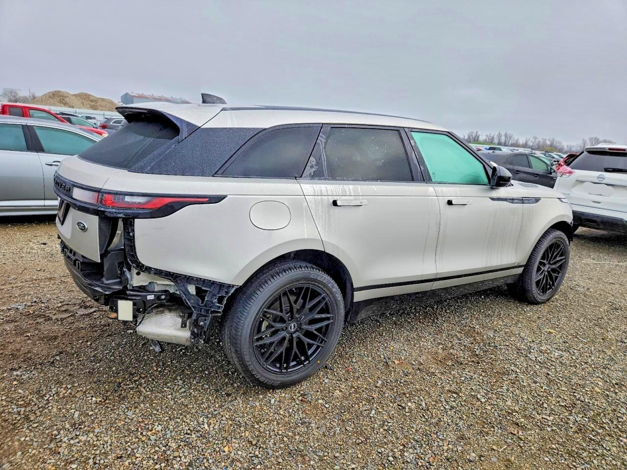 2020 LAND ROVER RANGE ROVER VELAR R-DYNAMIC S photo 3