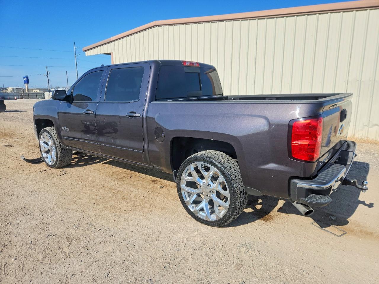2016 CHEVROLET SILVERADO K1500 LT photo 3