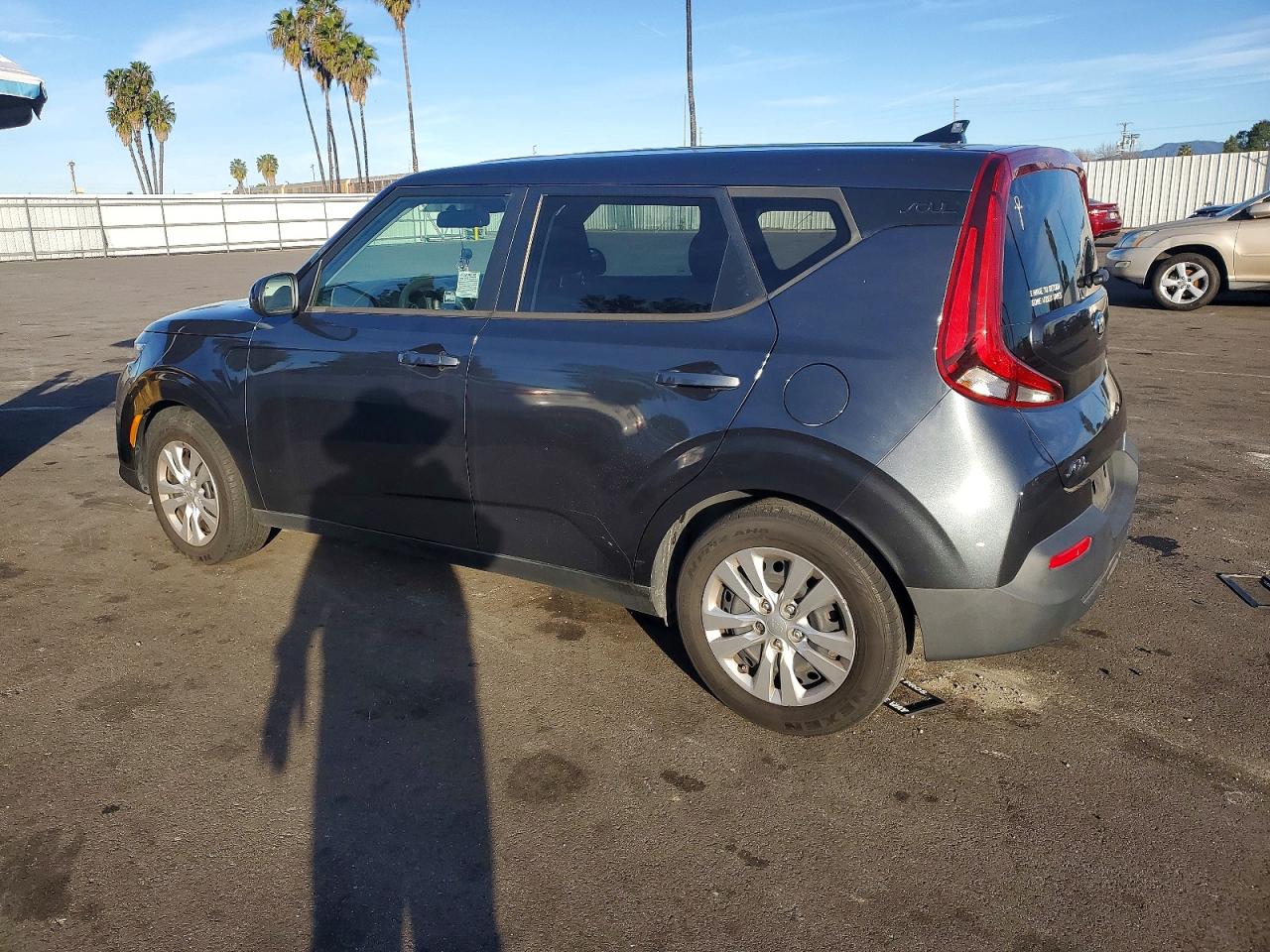 2021 KIA SOUL LX photo 2