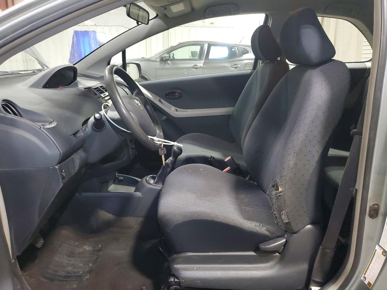2009 TOYOTA YARIS photo 7