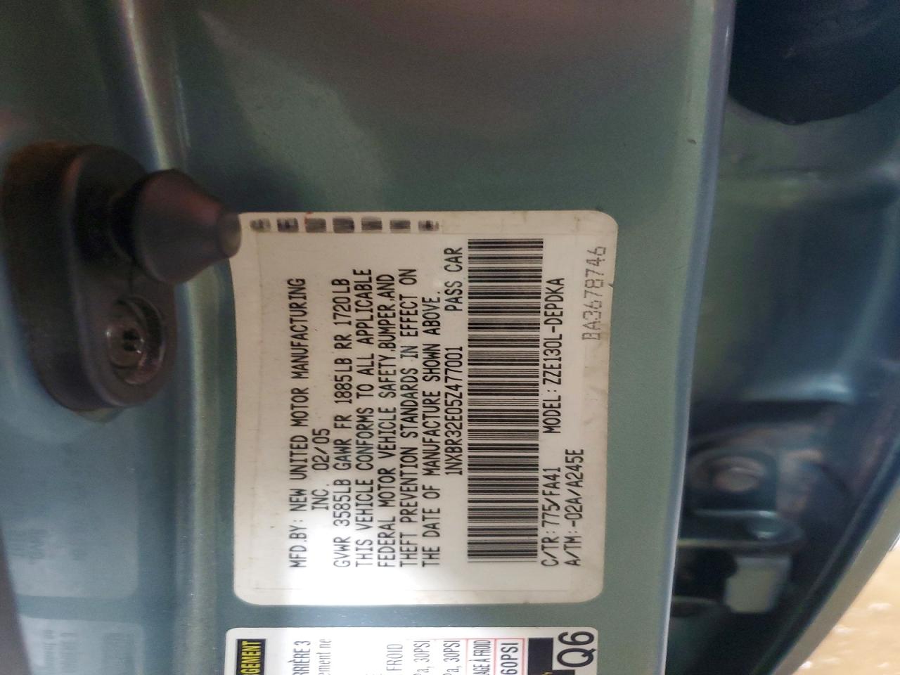 2005 TOYOTA COROLLA CE photo 12