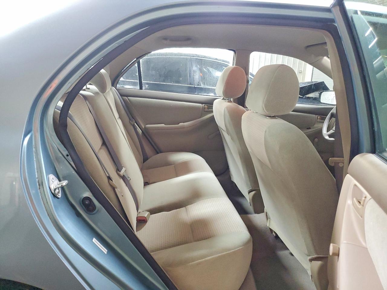 2005 TOYOTA COROLLA CE photo 10