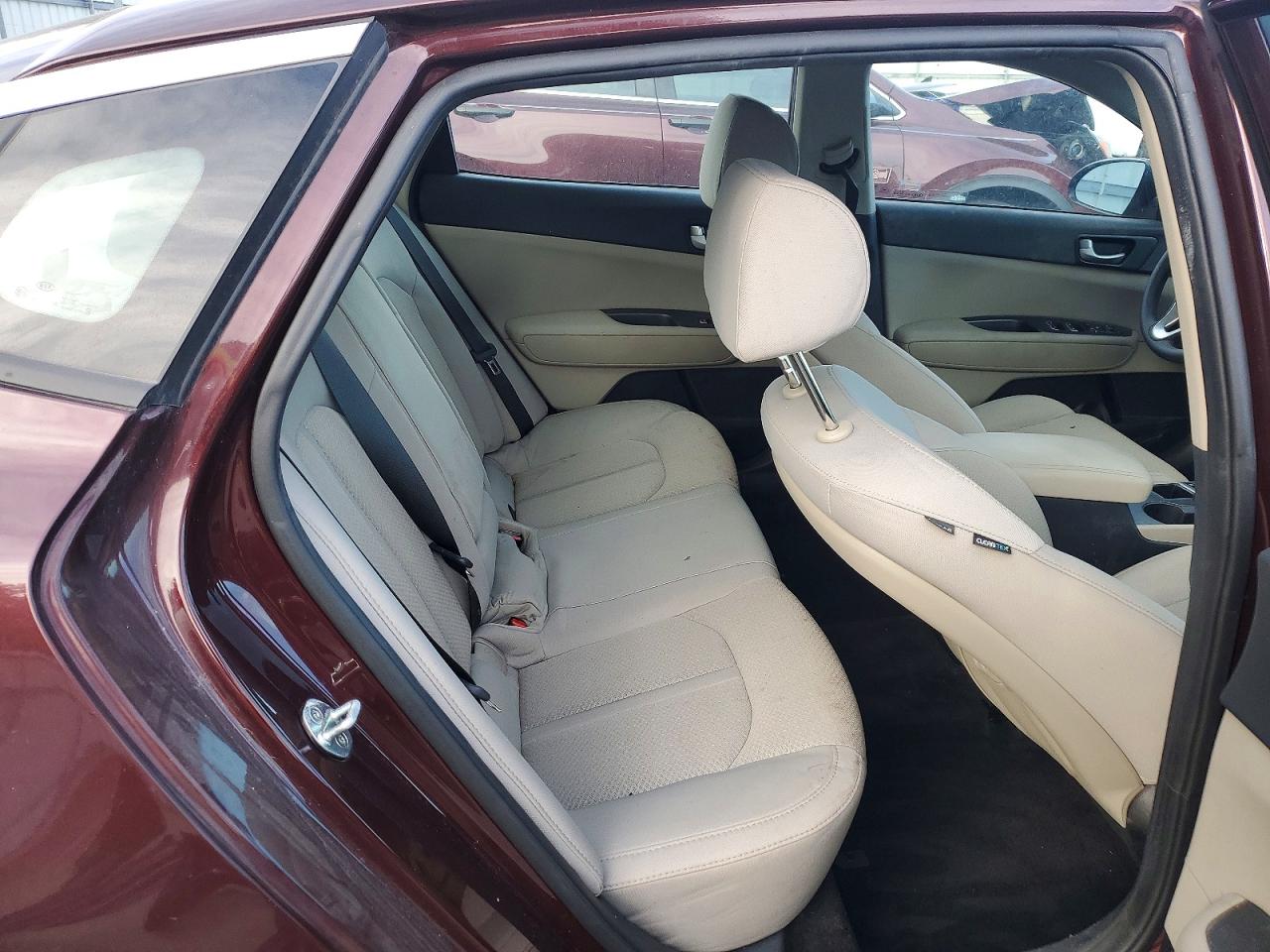 2018 KIA OPTIMA LX photo 10