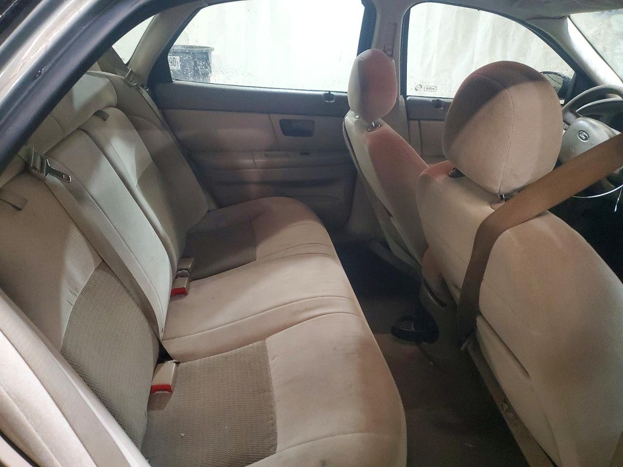 2004 FORD TAURUS SE photo 10