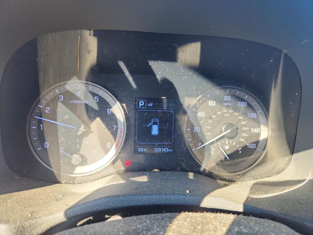 2018 HYUNDAI TUCSON SEL photo 9