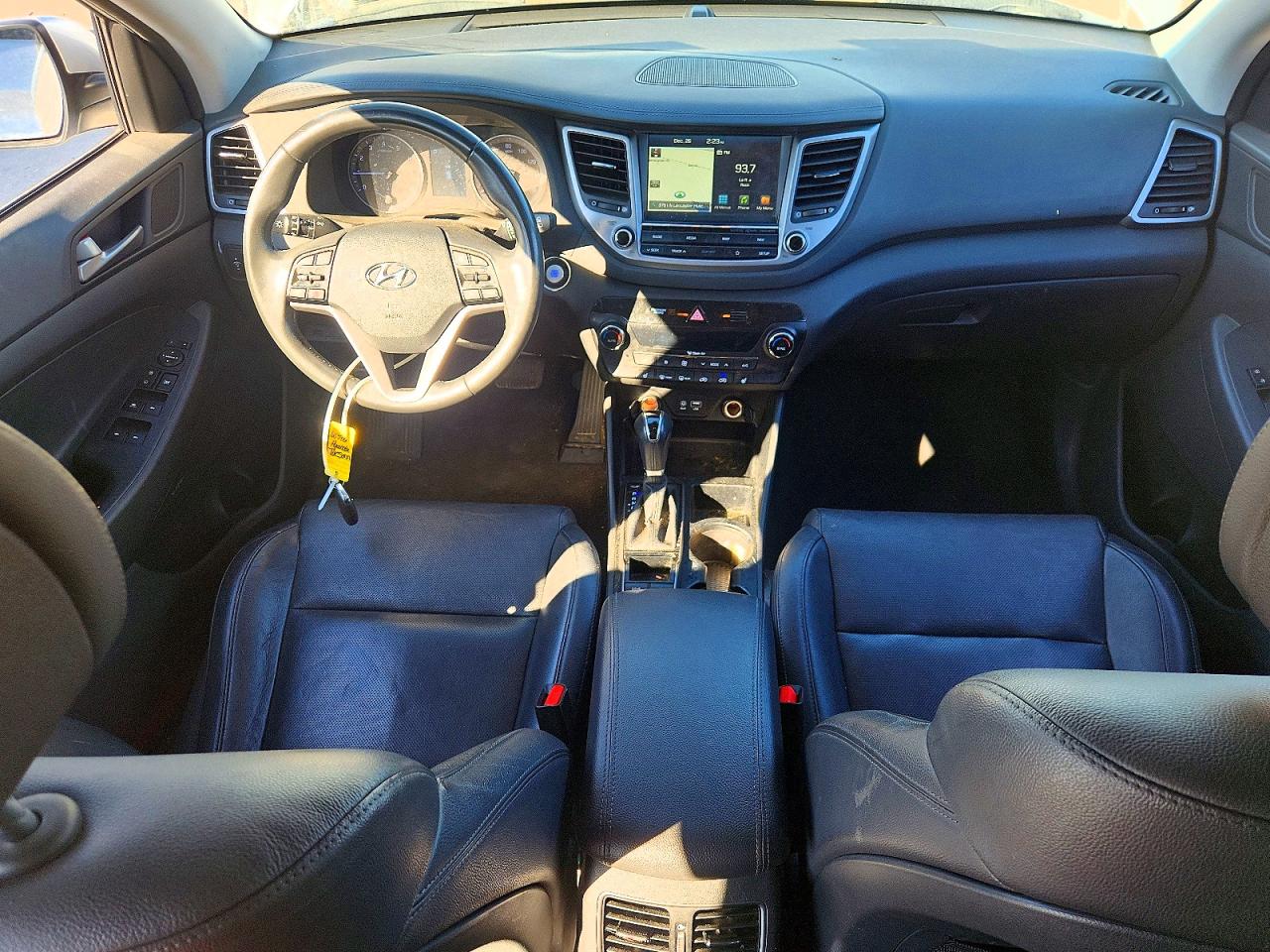 2018 HYUNDAI TUCSON SEL photo 8