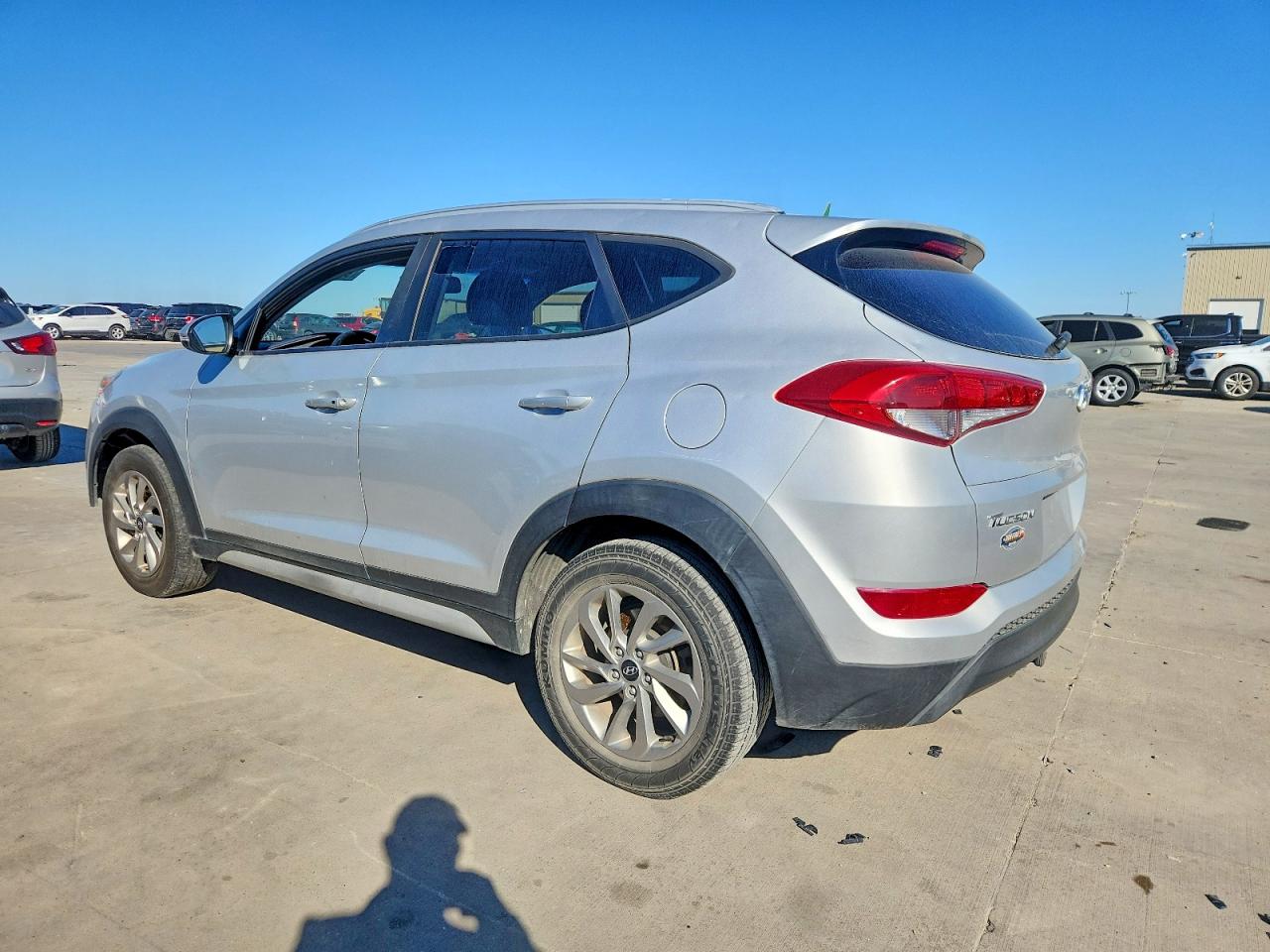 2018 HYUNDAI TUCSON SEL photo 2