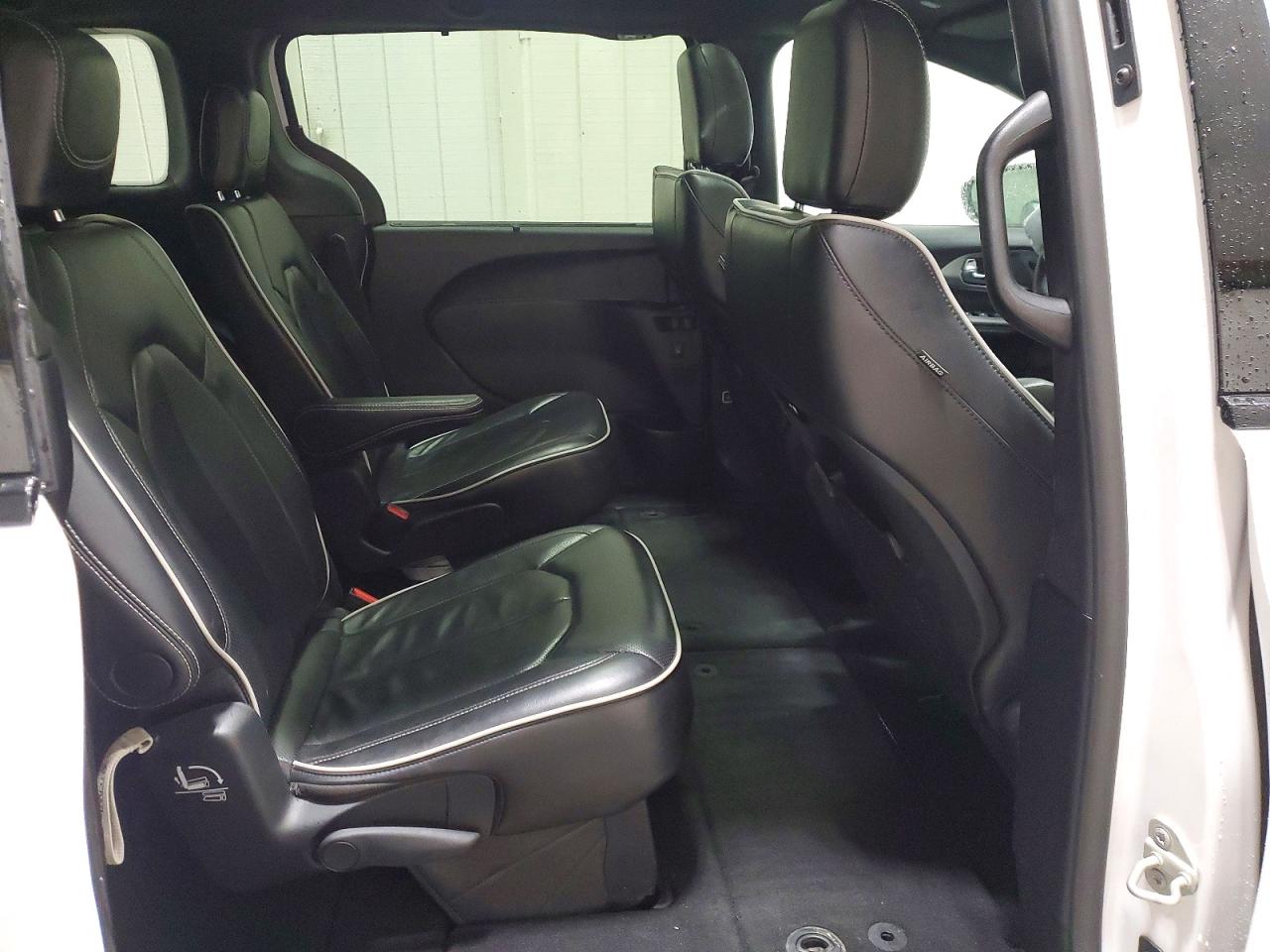 2025 CHRYSLER PACIFICA LIMITED photo 11