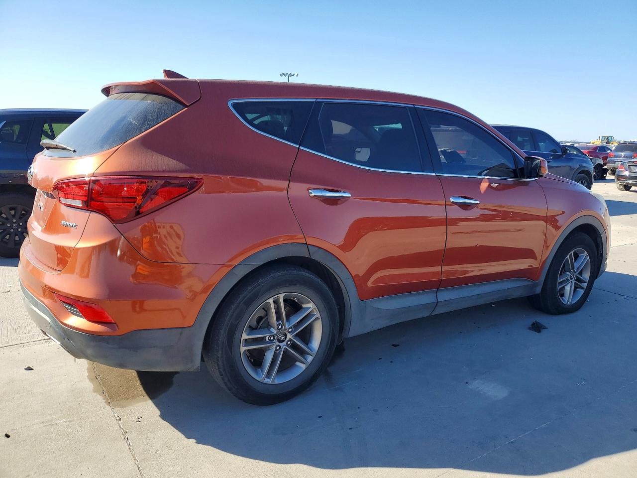 2017 HYUNDAI SANTA FE SPORT photo 3