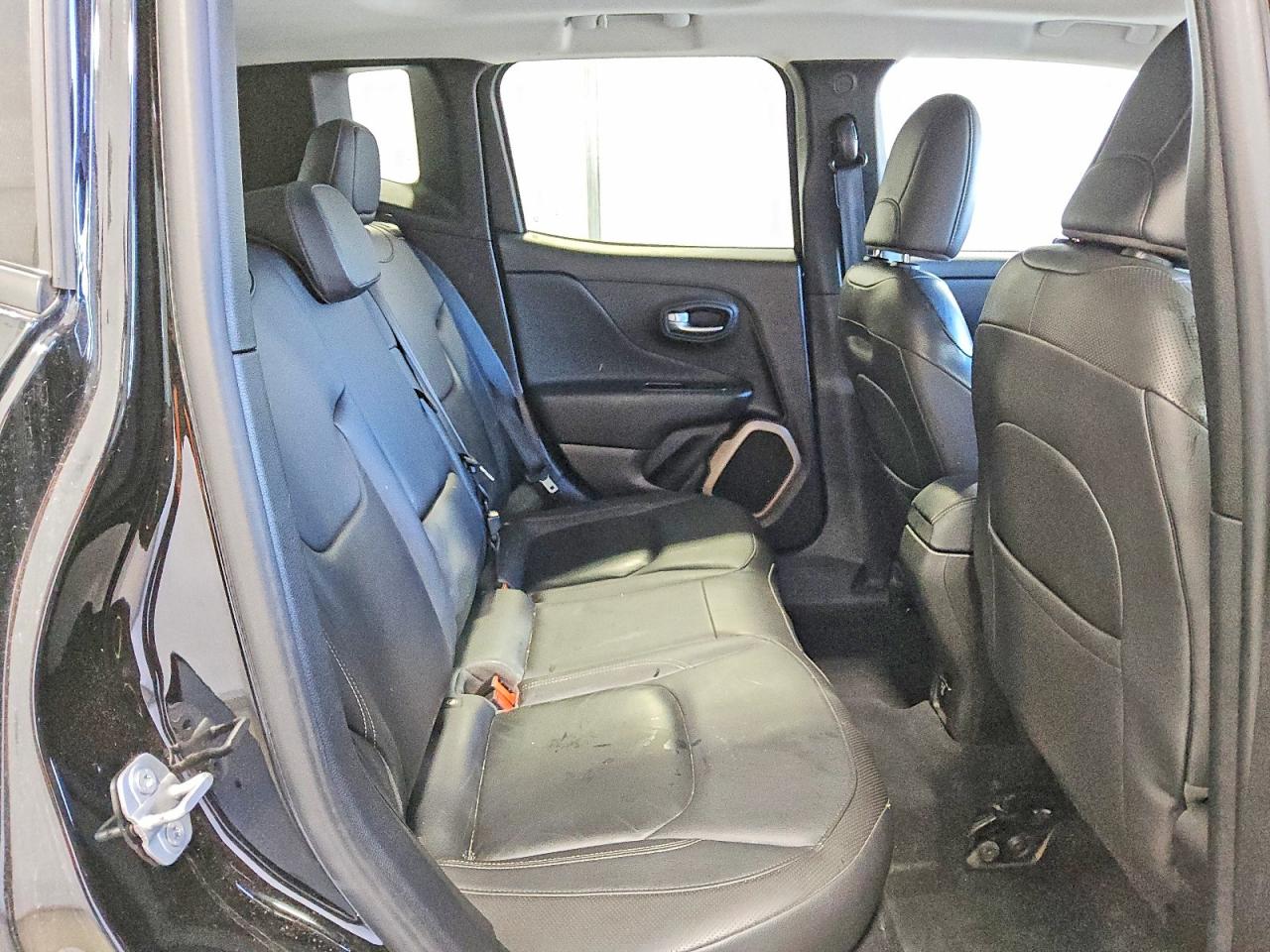 2017 JEEP RENEGADE LIMITED photo 21