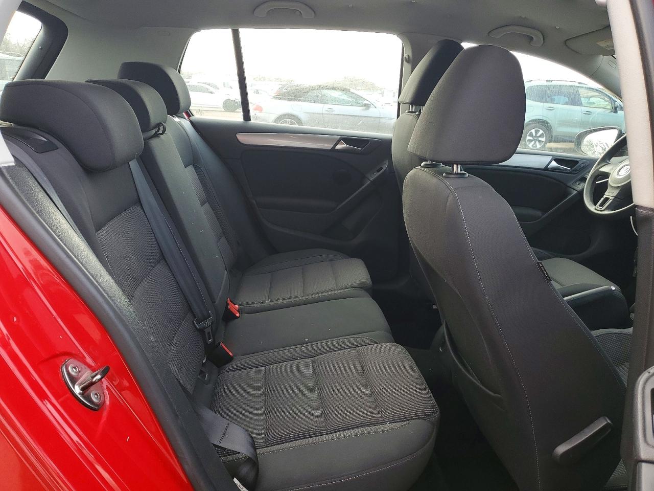 2010 VOLKSWAGEN GOLF photo 10