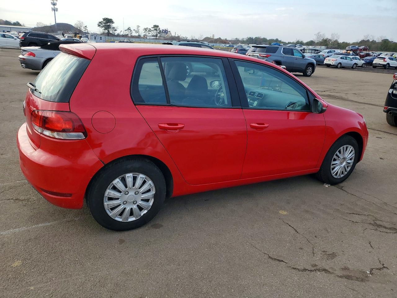 2010 VOLKSWAGEN GOLF photo 3