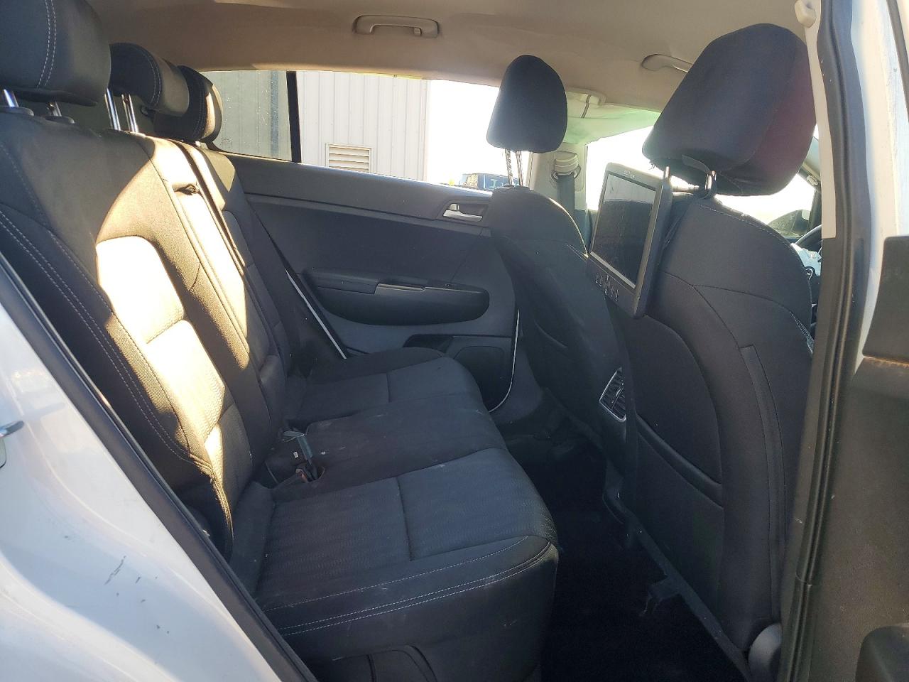 2020 KIA SPORTAGE LX photo 11