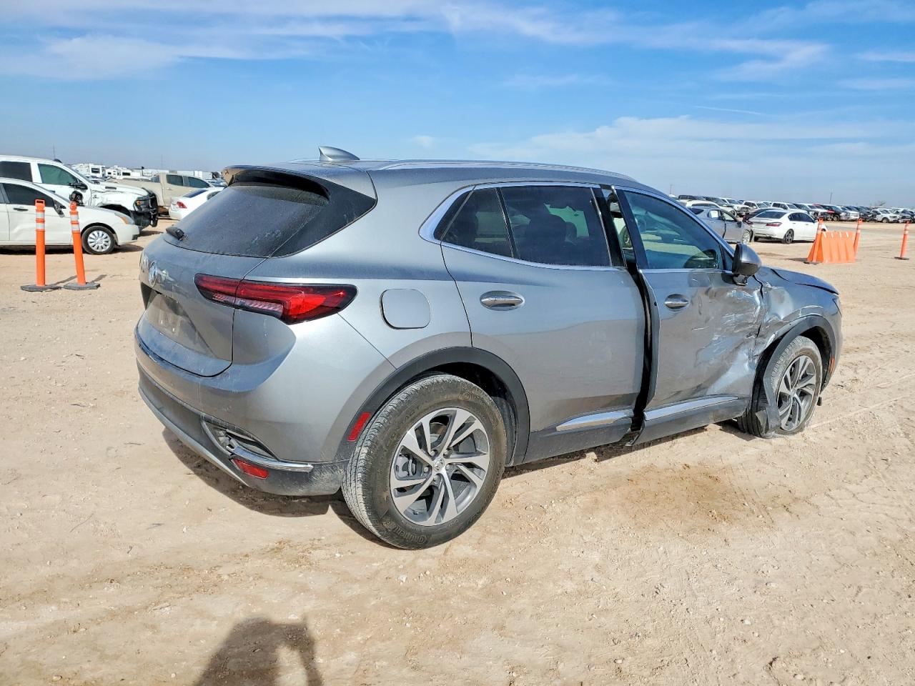 2023 BUICK ENVISION ESSENCE photo 3