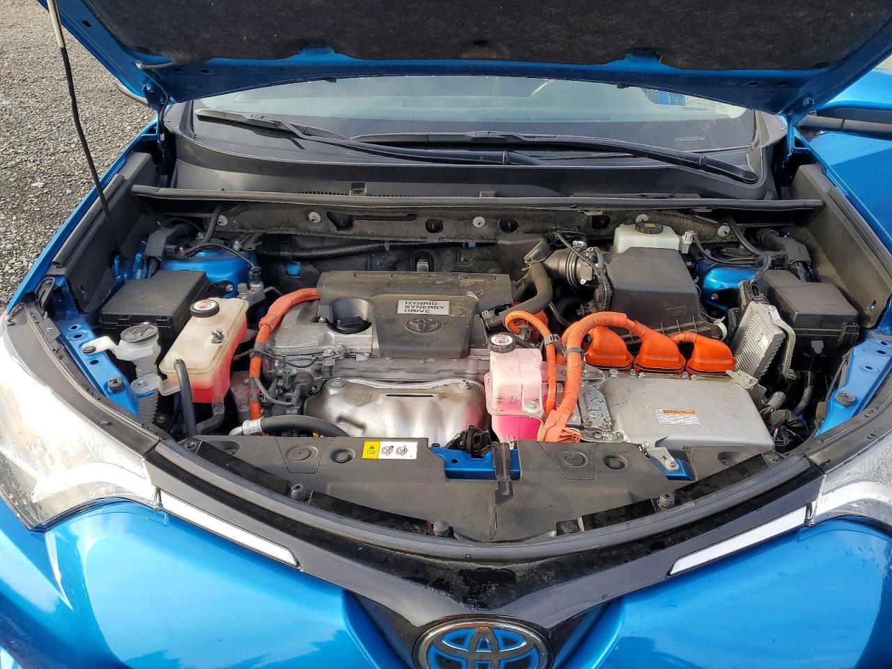 2017 TOYOTA RAV4 HV LE photo 12