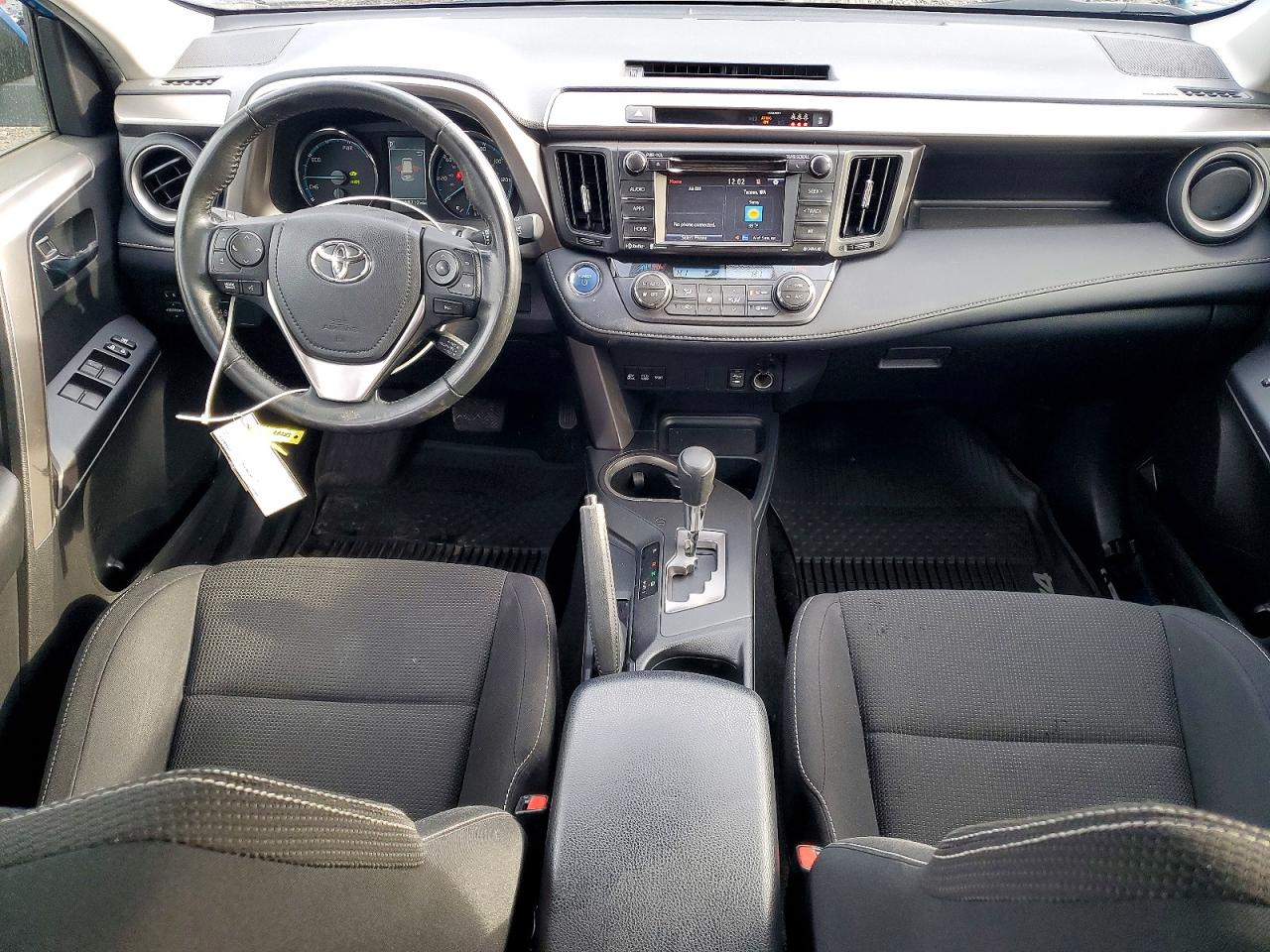 2017 TOYOTA RAV4 HV LE photo 8