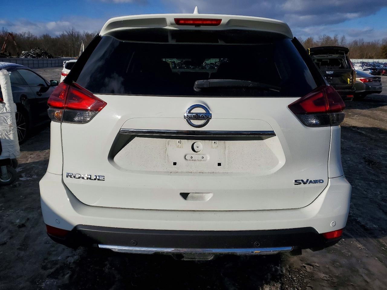 2020 NISSAN ROGUE S photo 6