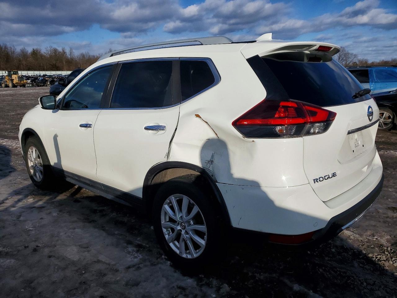 2020 NISSAN ROGUE S photo 2