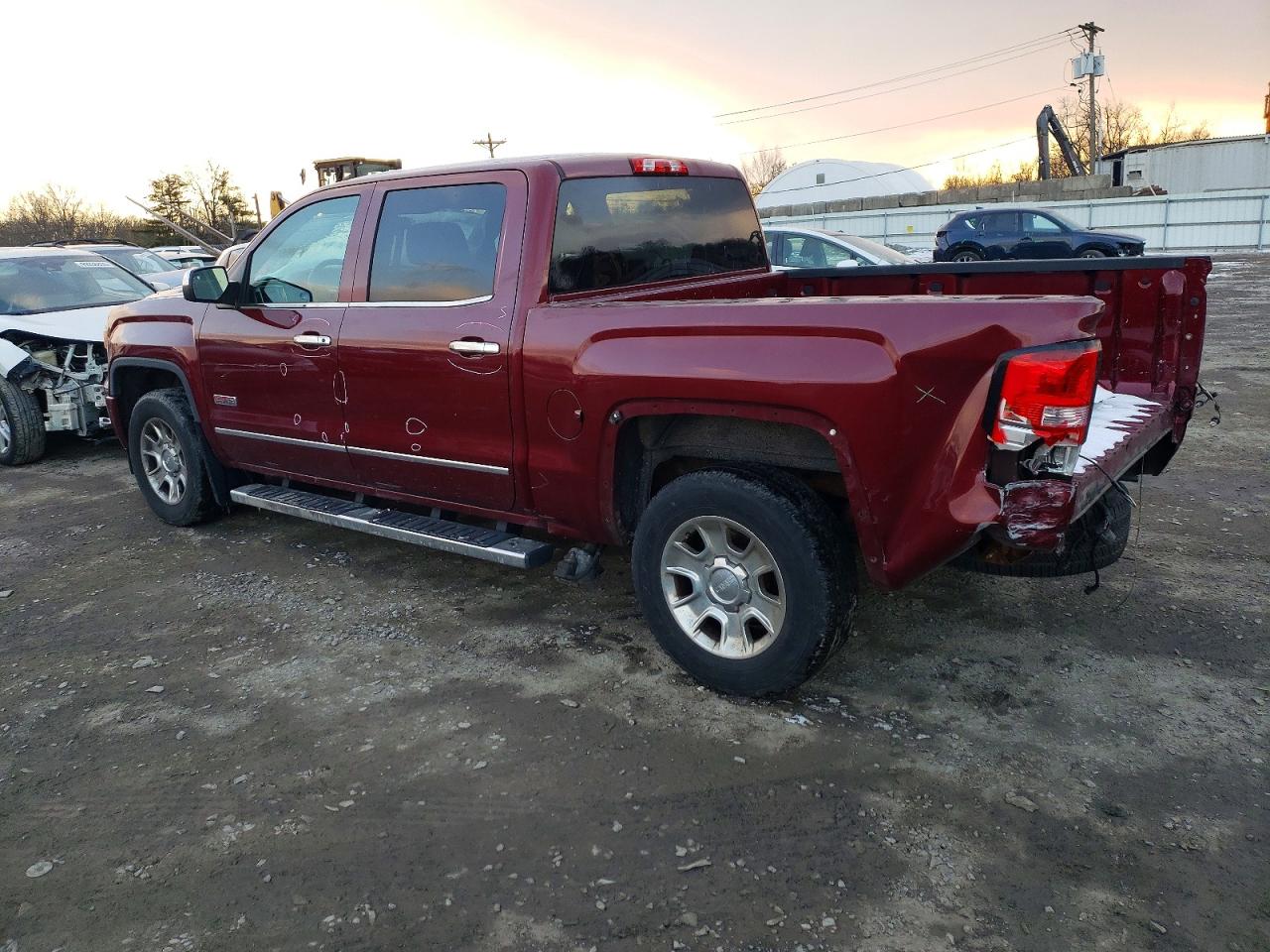 2014 GMC SIERRA K1500 SLE photo 2