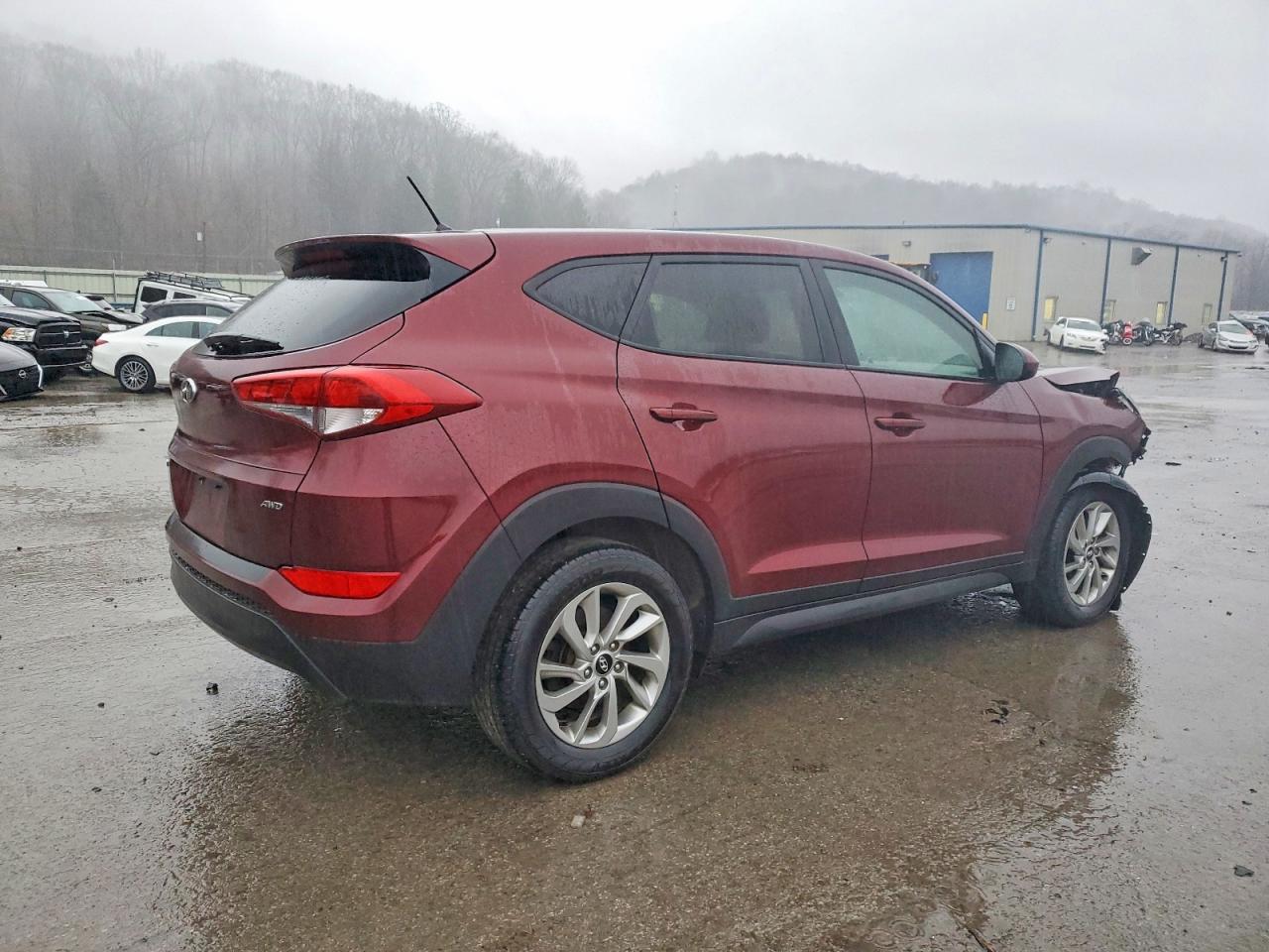 2018 HYUNDAI TUCSON SE photo 3
