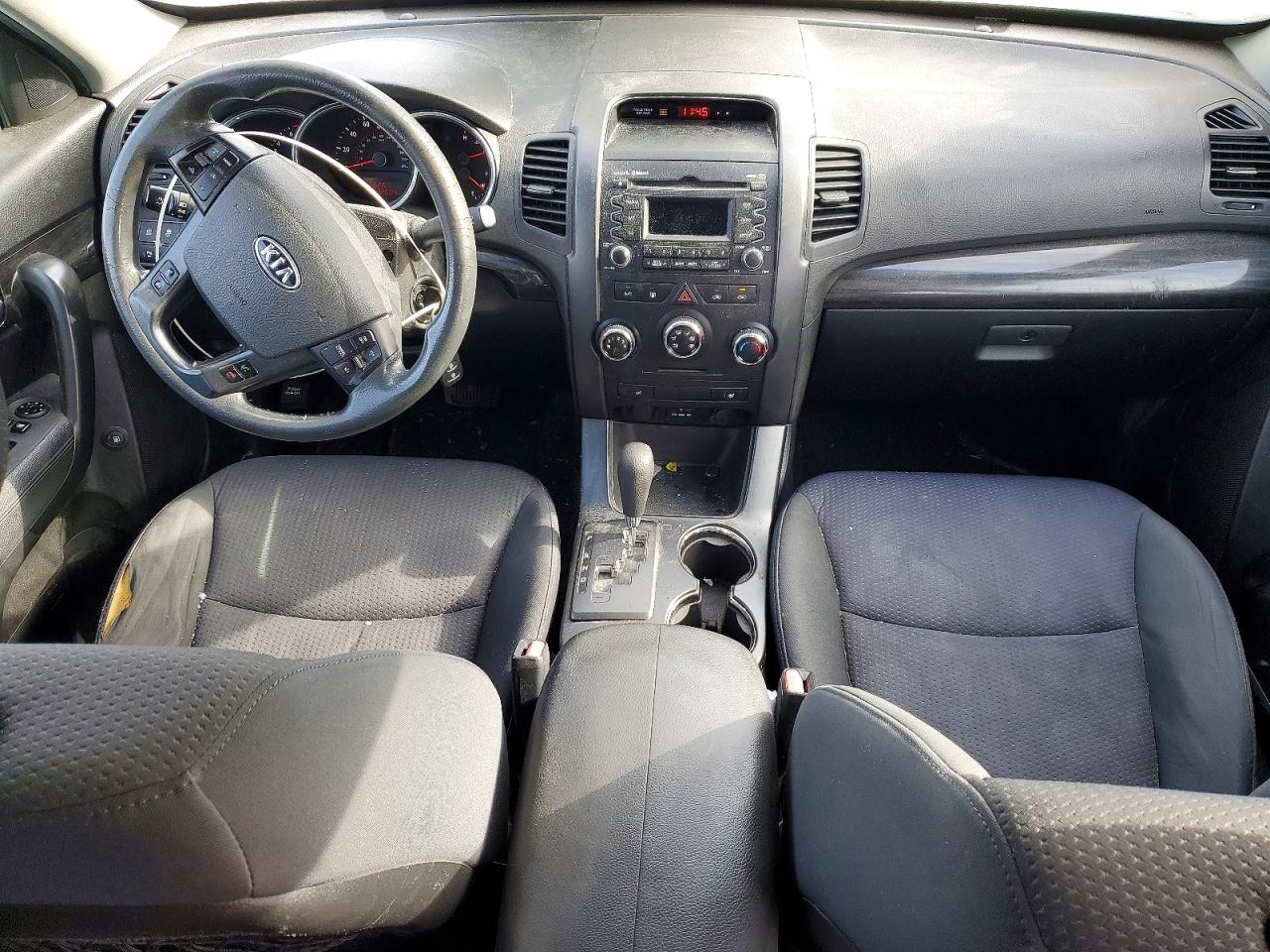 2011 KIA SORENTO BASE photo 8