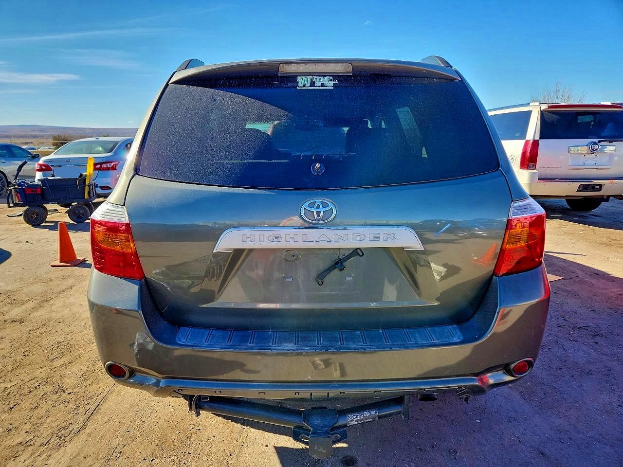 2010 TOYOTA HIGHLANDER photo 6