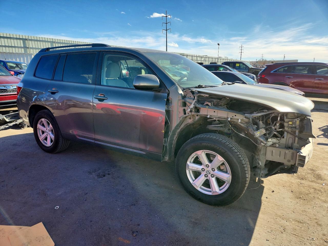 2010 TOYOTA HIGHLANDER photo 4