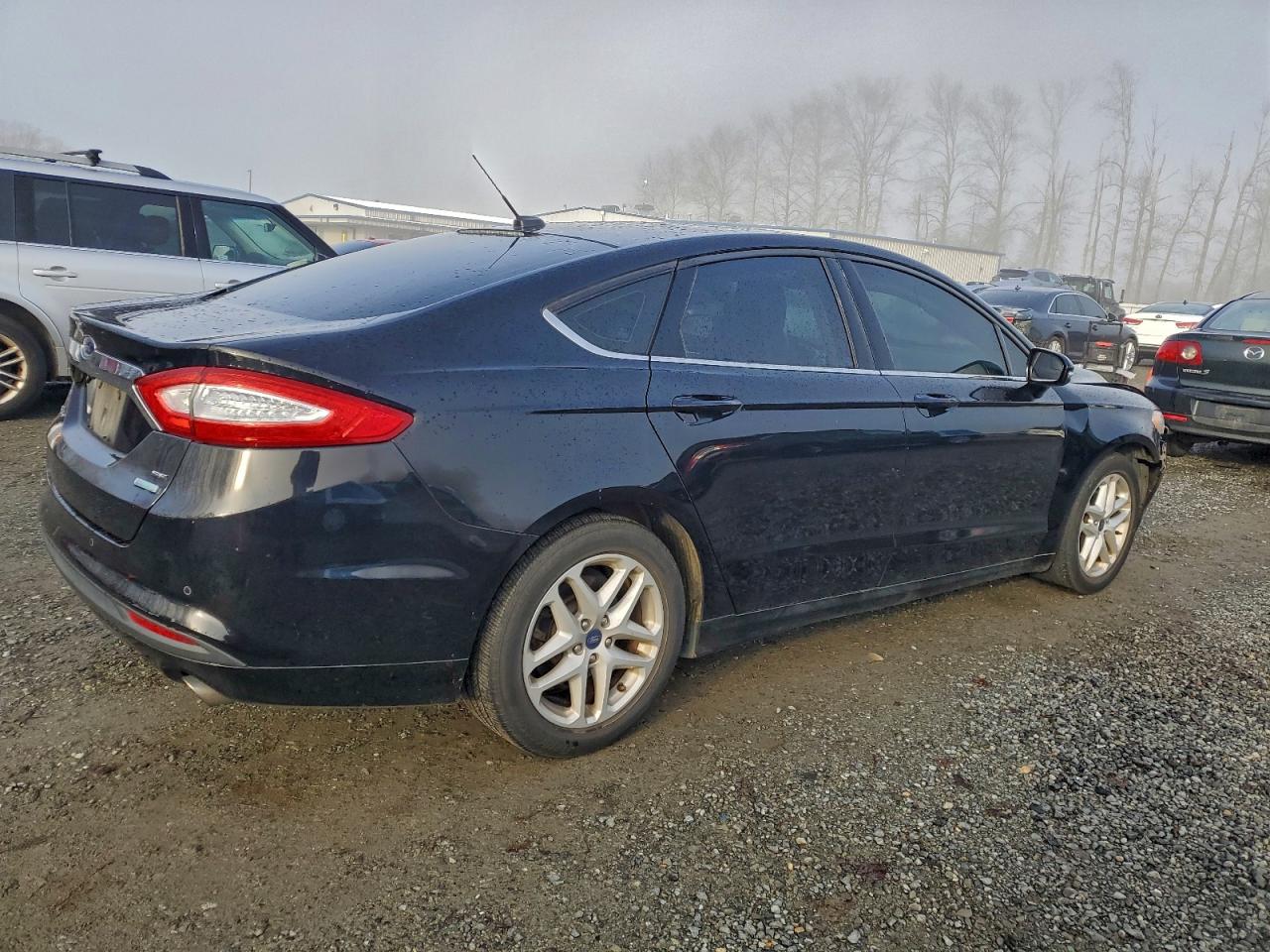 2016 FORD FUSION SE photo 3