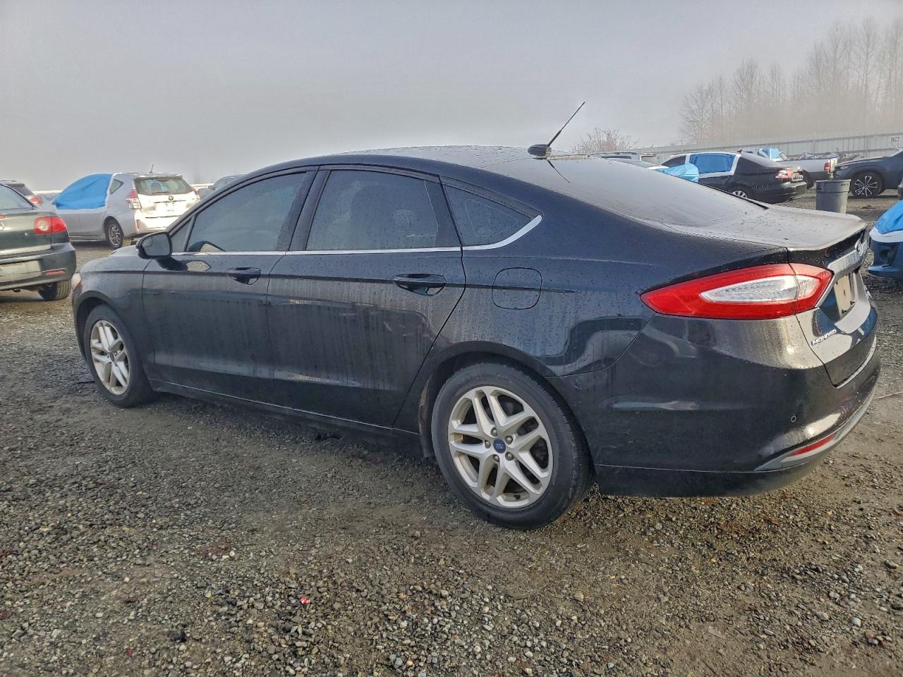 2016 FORD FUSION SE photo 2