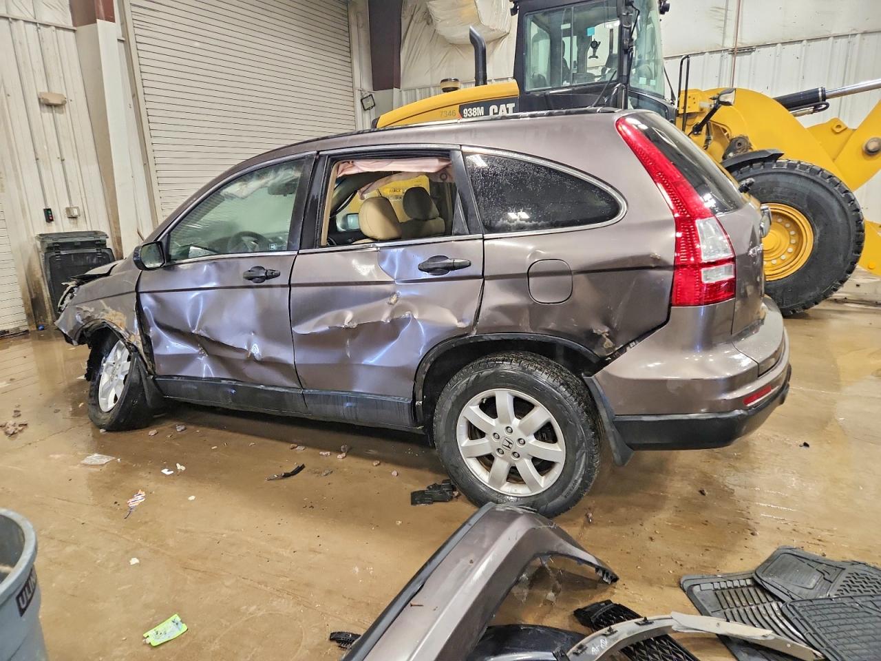 2011 HONDA CR-V SE photo 2