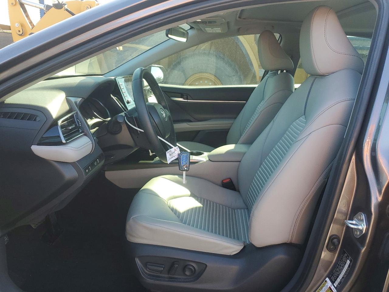 2024 TOYOTA CAMRY SE photo 7