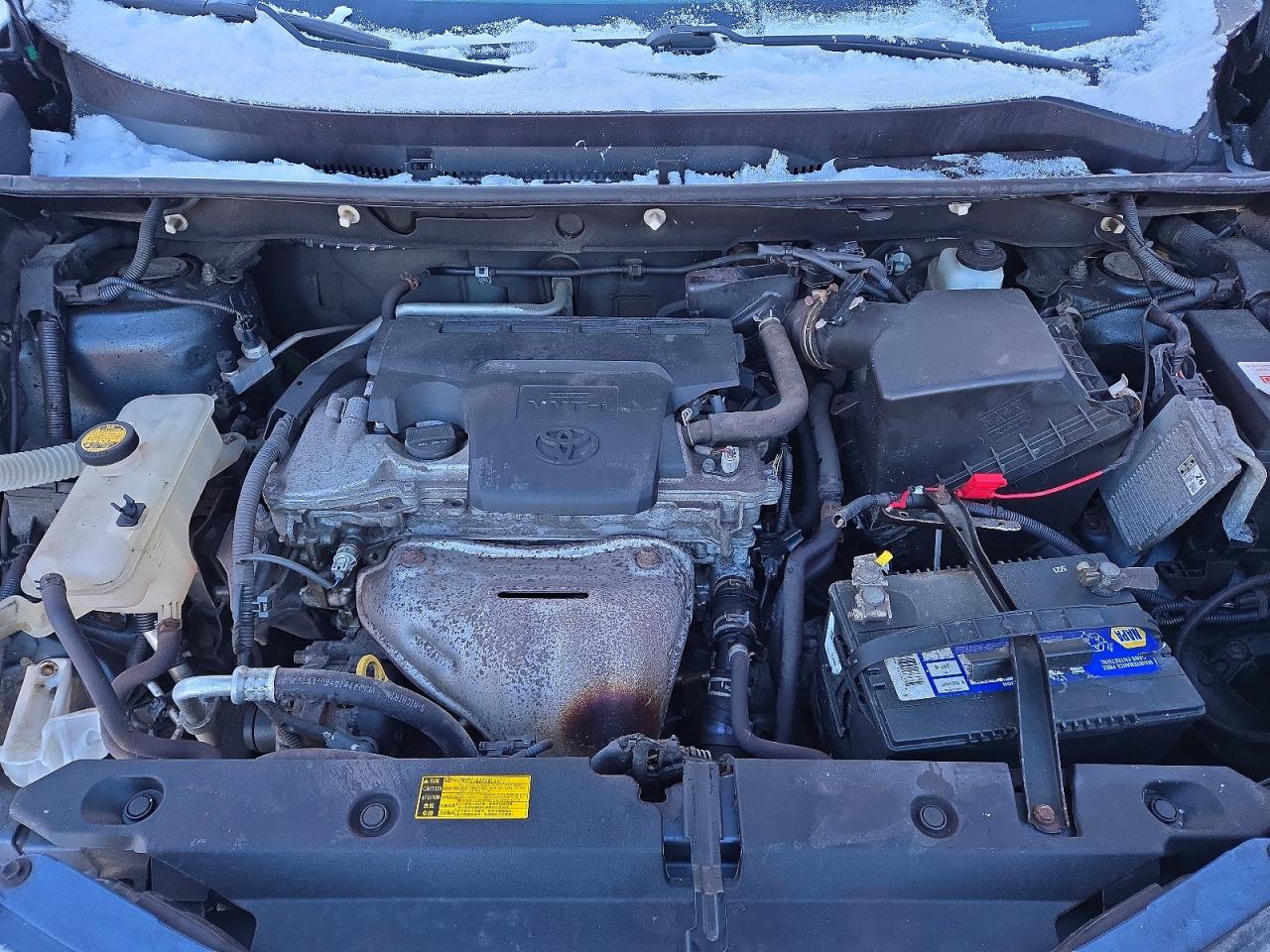 2013 TOYOTA RAV4 XLE photo 23