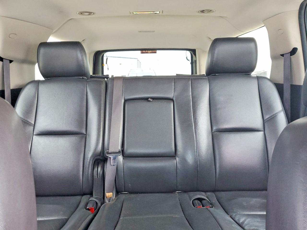 2013 CHEVROLET SUBURBAN K1500 LTZ photo 10