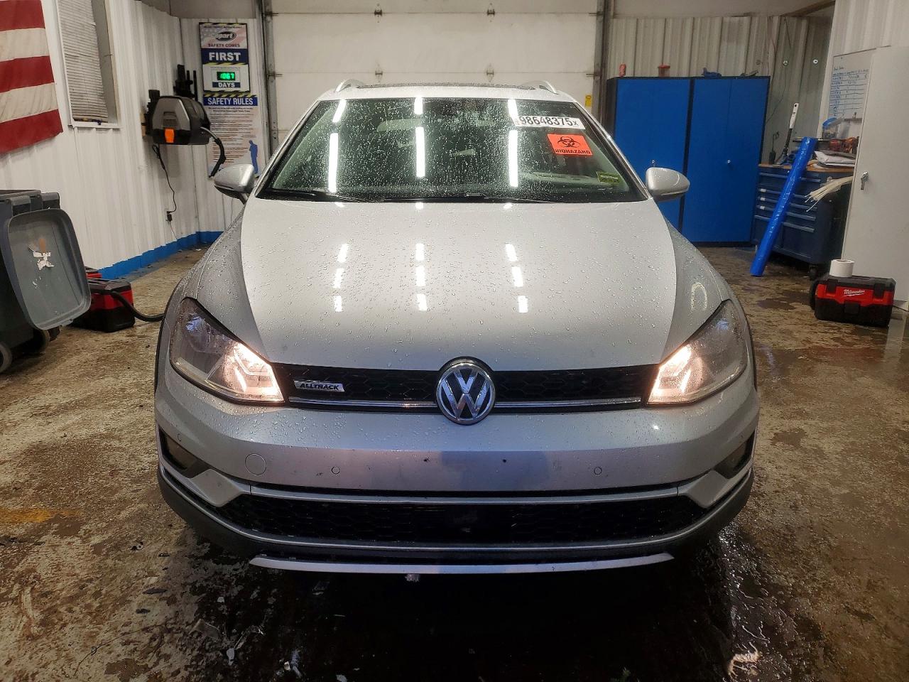 2017 VOLKSWAGEN GOLF ALLTRACK S photo 5