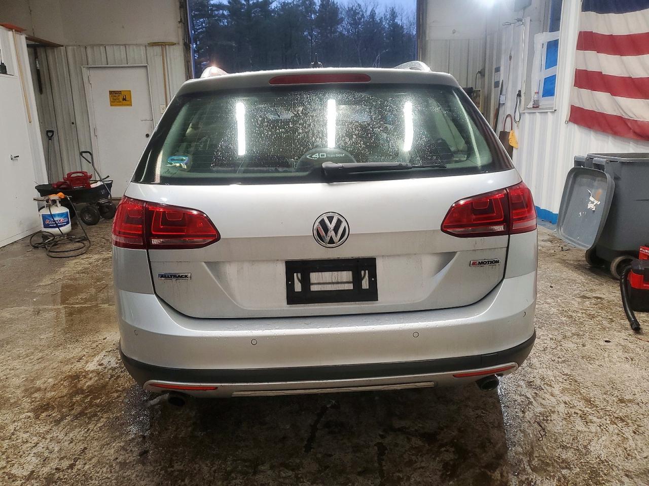 2017 VOLKSWAGEN GOLF ALLTRACK S photo 6