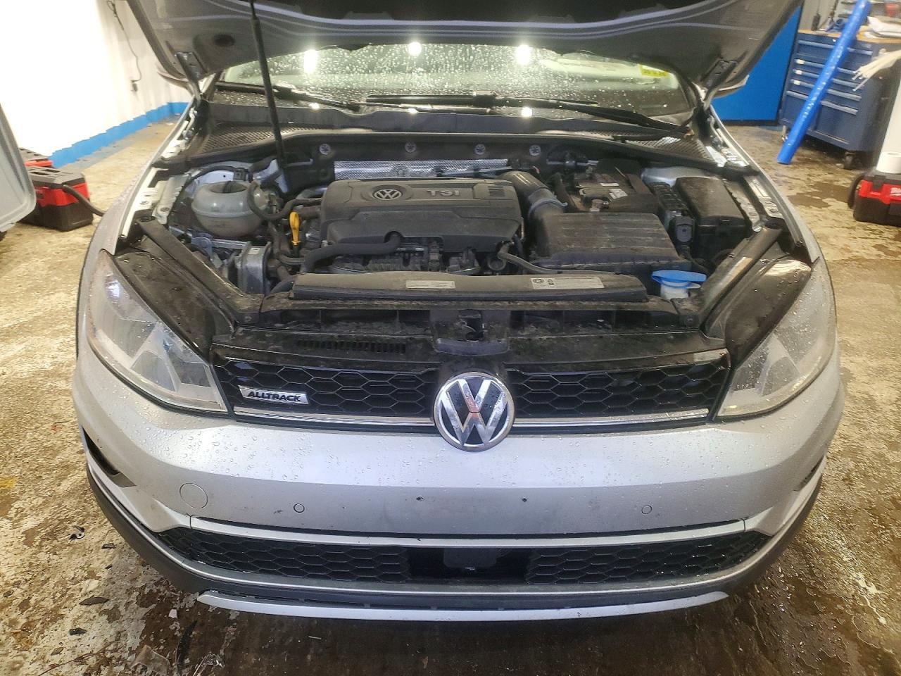 2017 VOLKSWAGEN GOLF ALLTRACK S photo 11