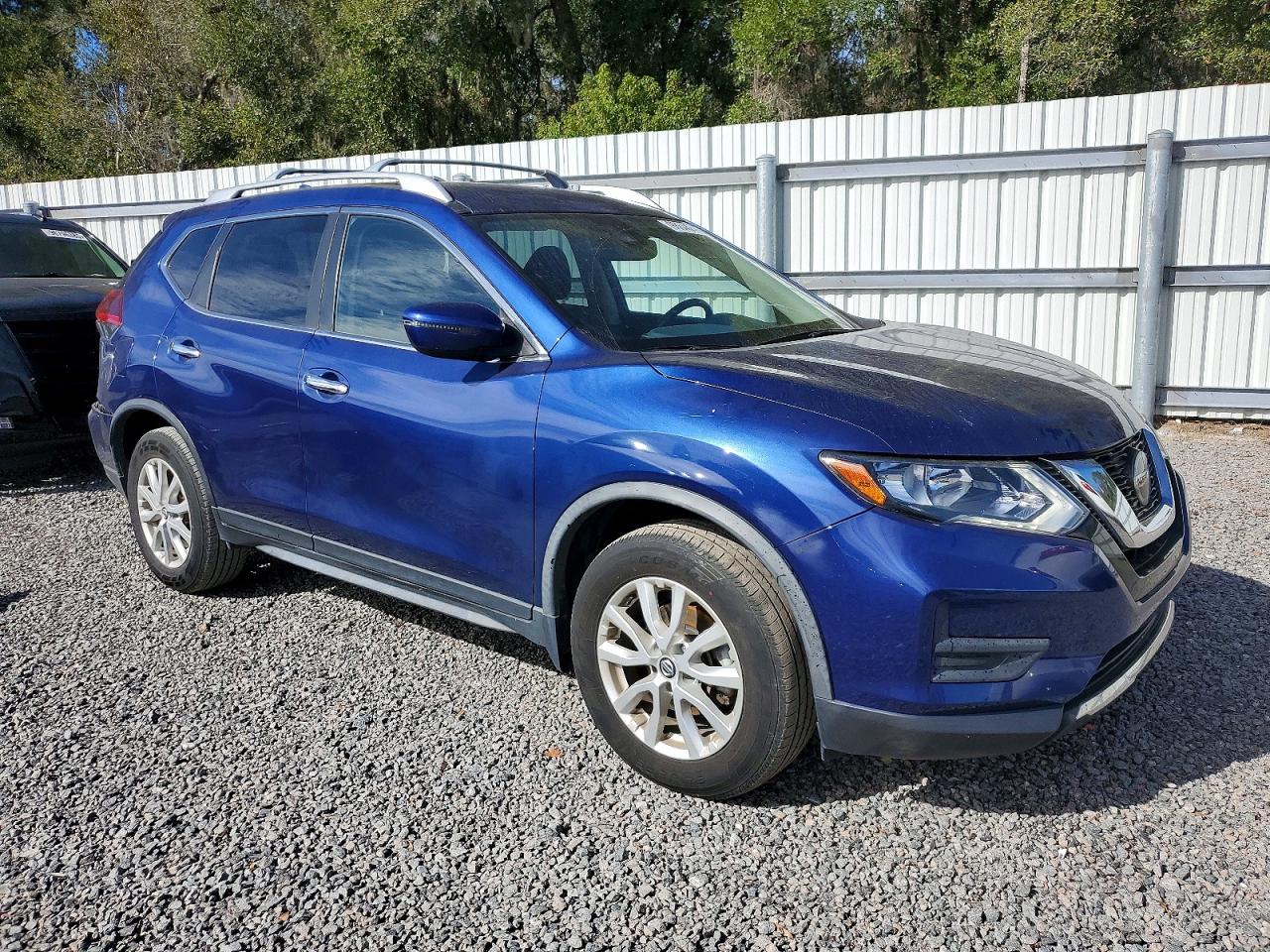 2020 NISSAN ROGUE S photo 4