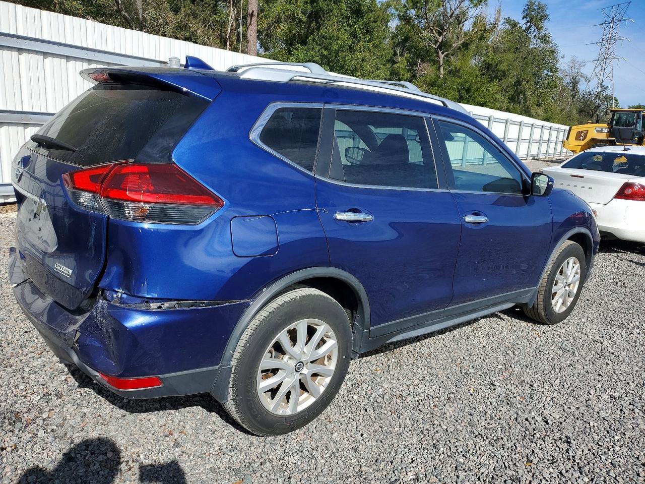 2020 NISSAN ROGUE S photo 3