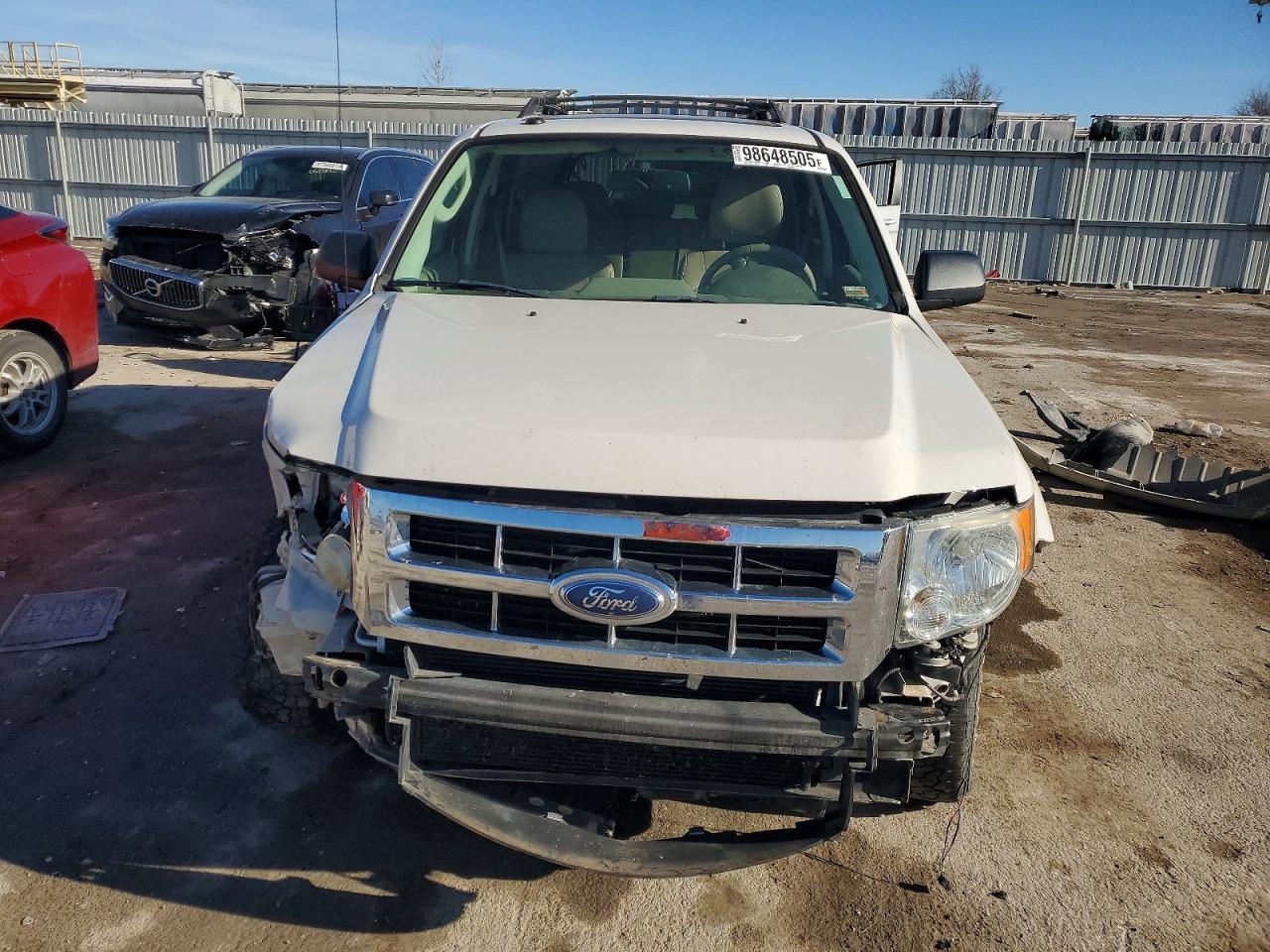2011 FORD ESCAPE XLT photo 5