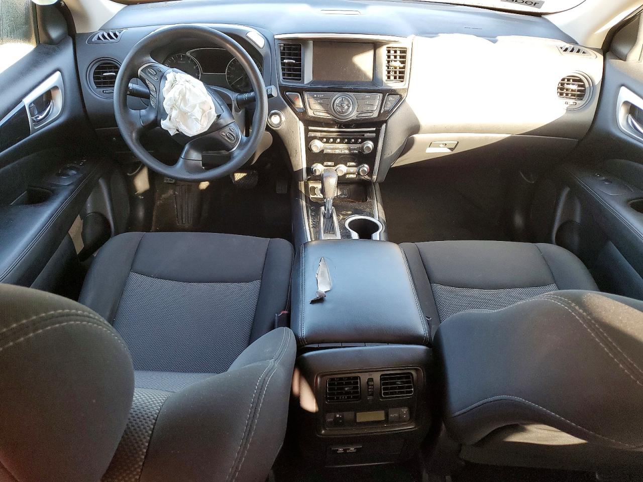 2020 NISSAN PATHFINDER S photo 8
