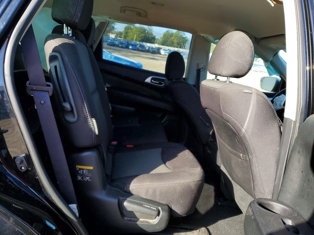 2020 NISSAN PATHFINDER S photo 11