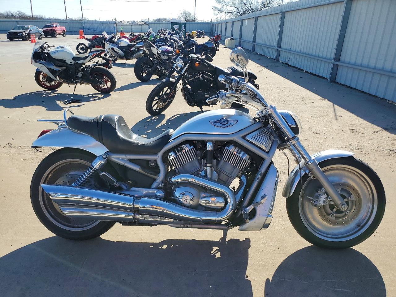 2003 HARLEY-DAVIDSON VRSCA