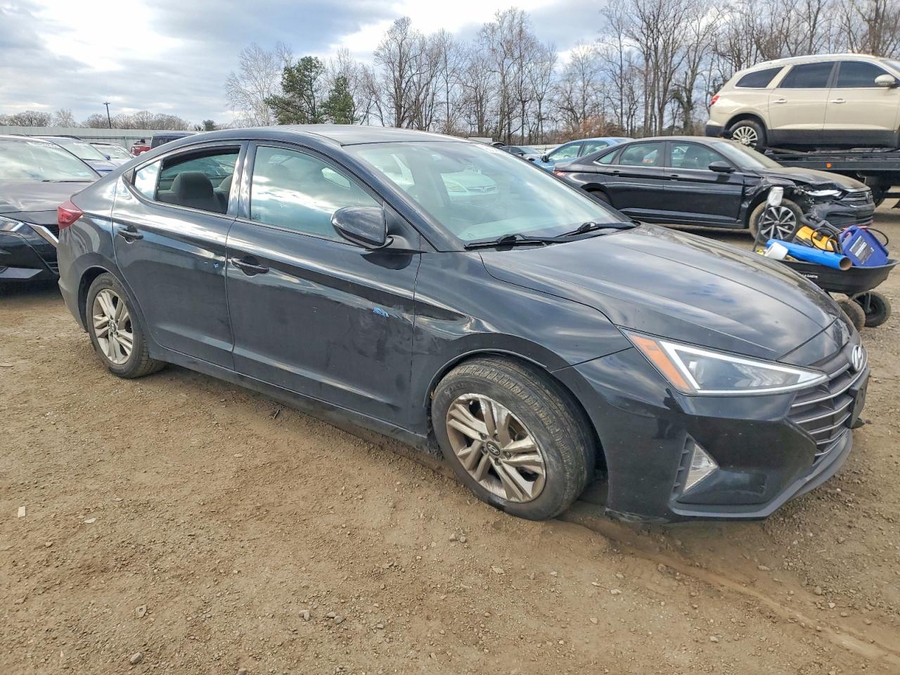 2019 HYUNDAI ELANTRA SEL photo 4